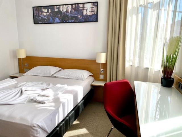 Hotel Corso à Eforie Sud  Extérieur photo